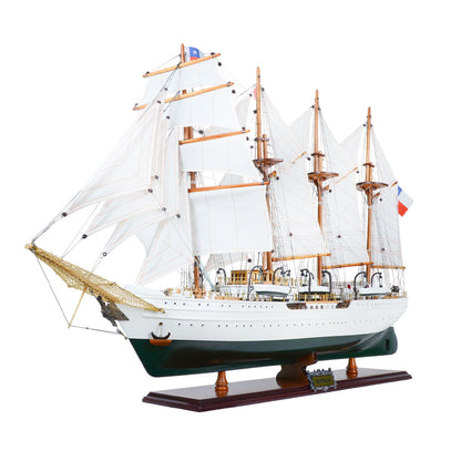 Esmeralda Painted Admiral Line