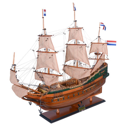 Batavia Ship Model Admiral Line