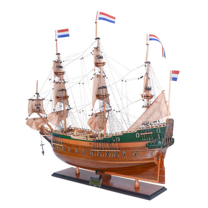 Batavia Ship Model Admiral Line