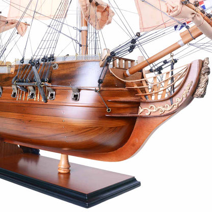 HMS Surprise Large With Table Top Display Case
