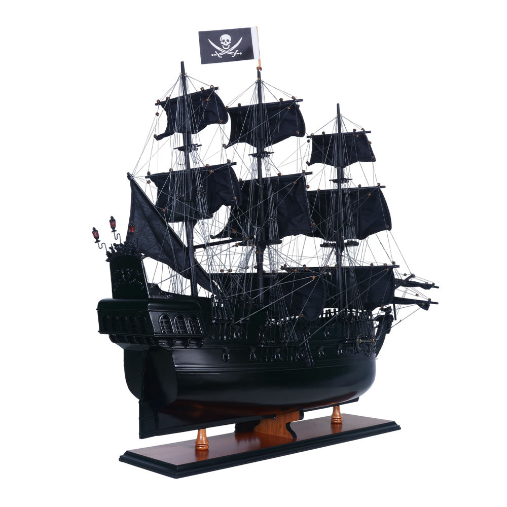 Black Pearl Pirate Ship Large Admiral Line