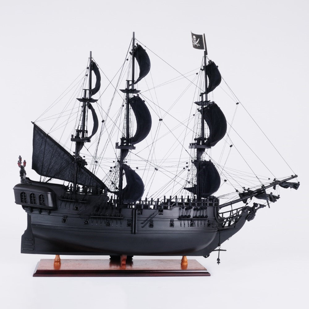 Black Pearl Pirate Ship Large With Floor Display Case