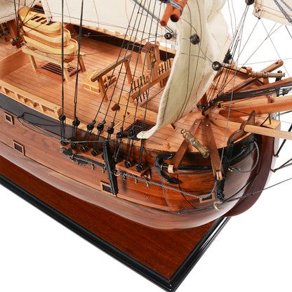 HMS Endeavour Historic Ship Model Admiral Line