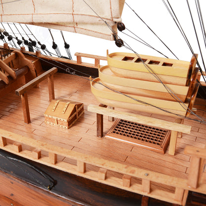 HMS Endeavour Historic Ship Model Admiral Line