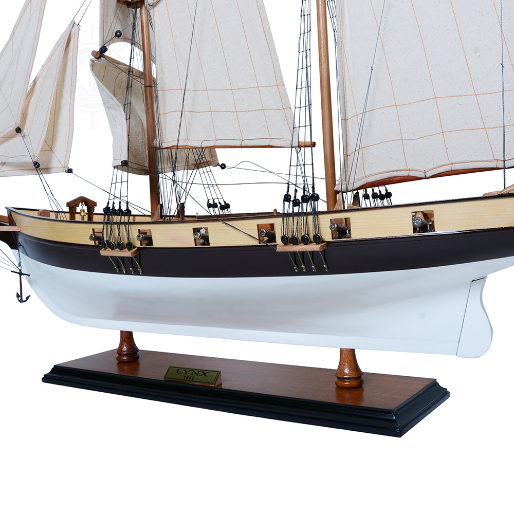 Lynx Painted Tall Ship Model Captain Line
