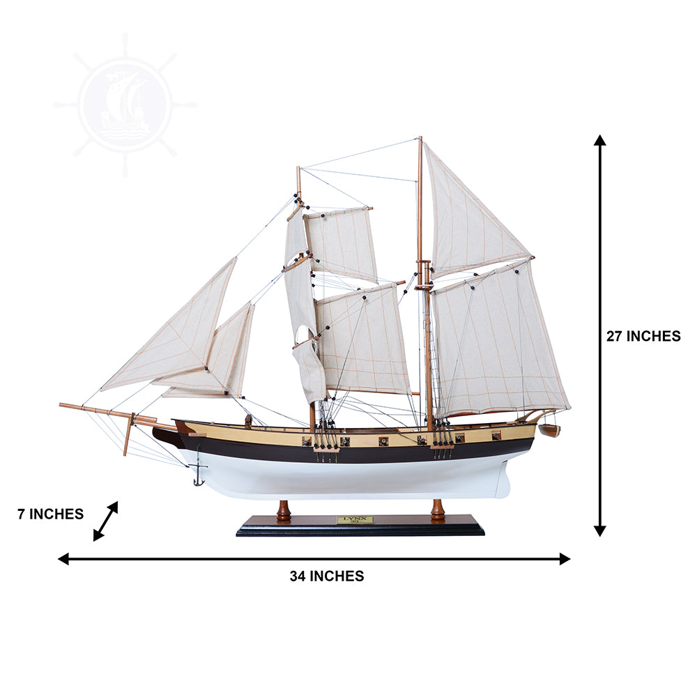 Lynx Painted Tall Ship Model Captain Line