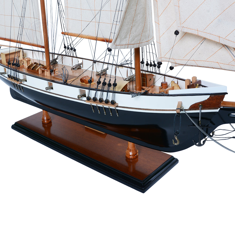 Harvey Painted Ship Model Captain Line