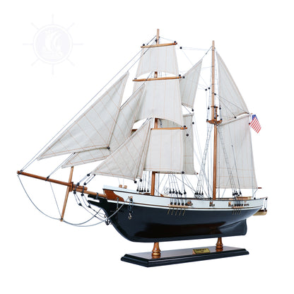 Harvey Painted Ship Model Captain Line