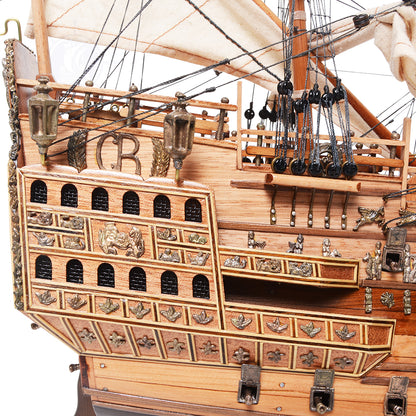 Sovereign of the Seas Medium Admiral Line
