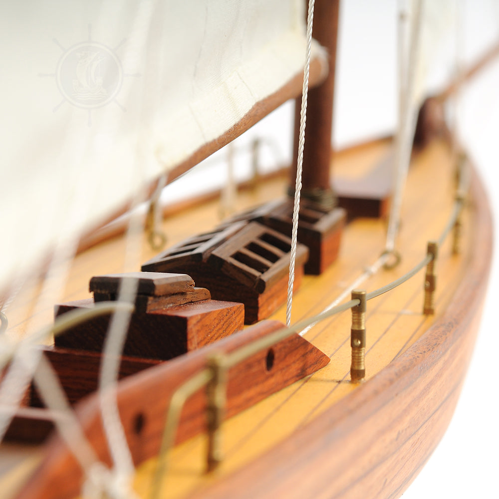 PEN DUICK SM Model Yacht | Museum-quality | Partially Assembled Wooden Ship Model