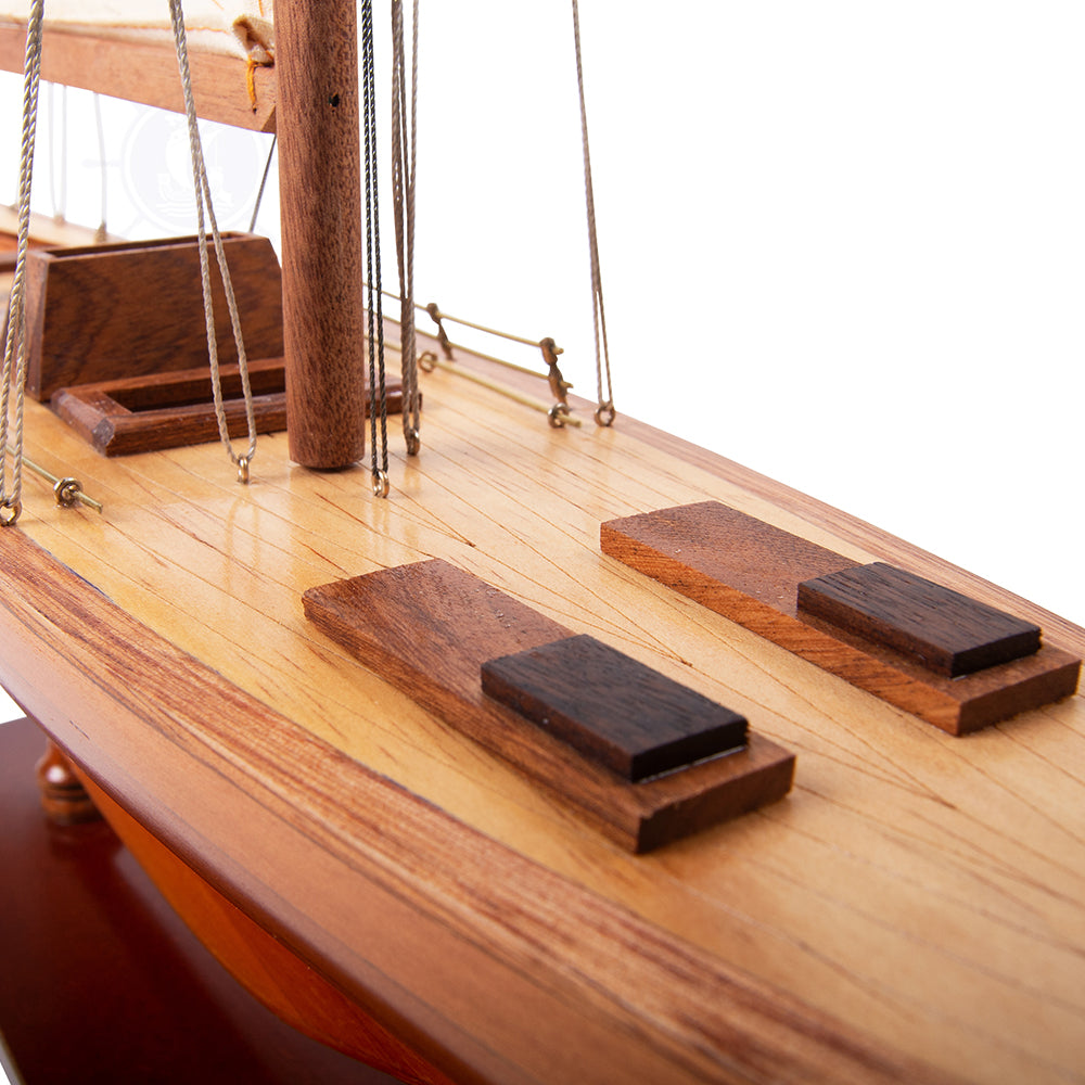 Columbia Sm Sailboat Model America Cup