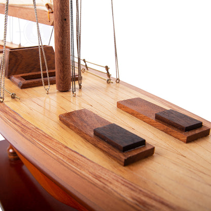 Columbia Sm Sailboat Model America Cup