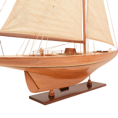 Columbia Yacht L