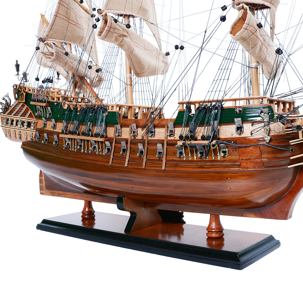 Friesland Medium Admiral Line