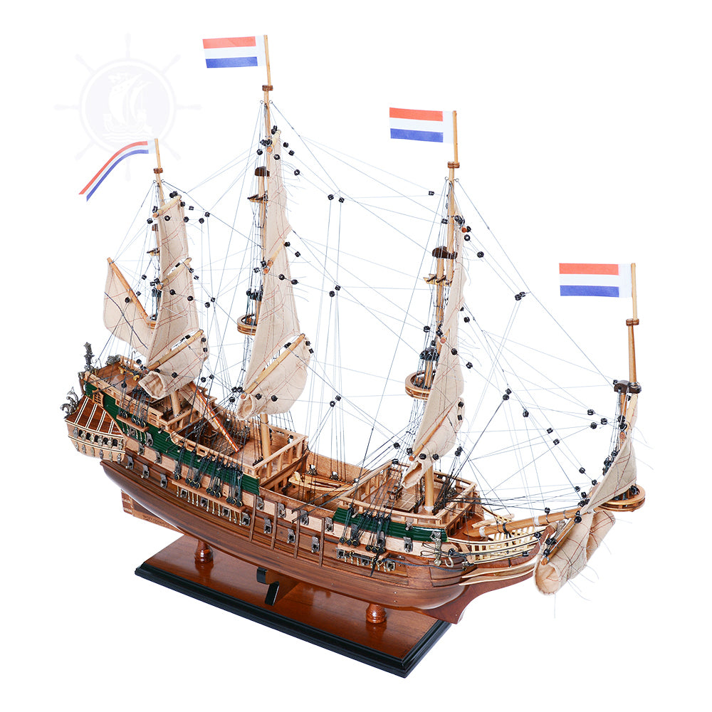 Friesland Medium Admiral Line