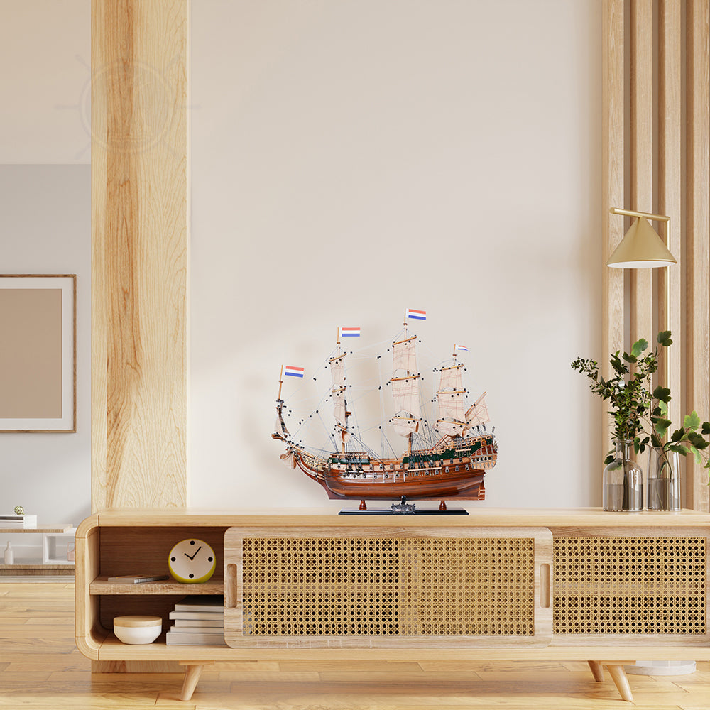 Friesland Medium Admiral Line
