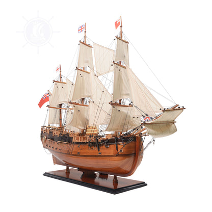 HMS Endeavour Open Hull Admiral Line