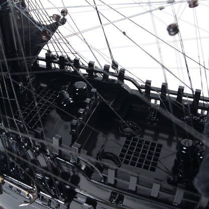 BLACK PEARL PIRATE SHIP MODEL MEDIUM