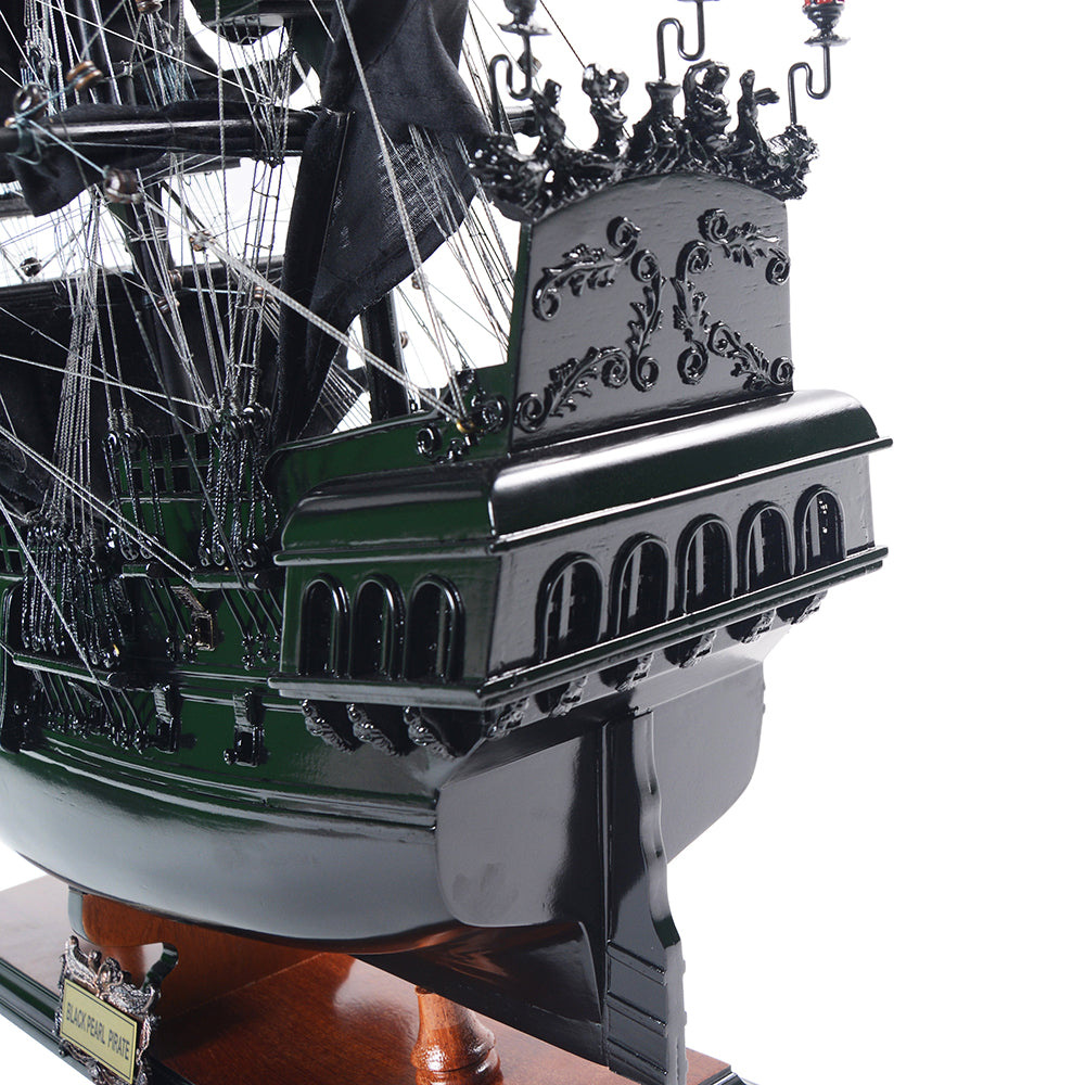 BLACK PEARL PIRATE SHIP MODEL MEDIUM