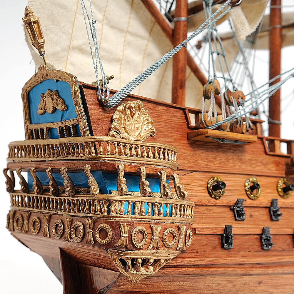 San Felipe Small with Display Case