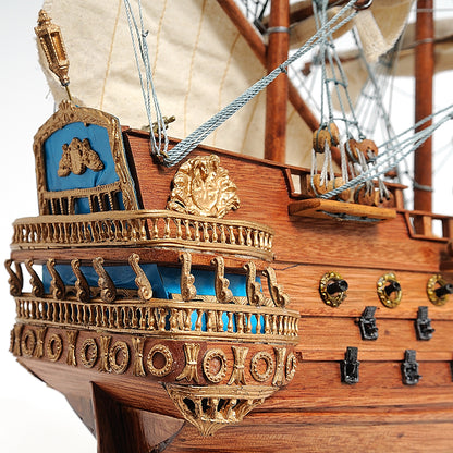 San Felipe Small with Display Case