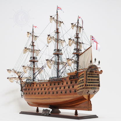 HMS Victory Large With Table Top Display Case