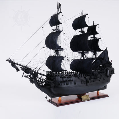 Black Pearl Pirate Ship Large With Floor Display Case