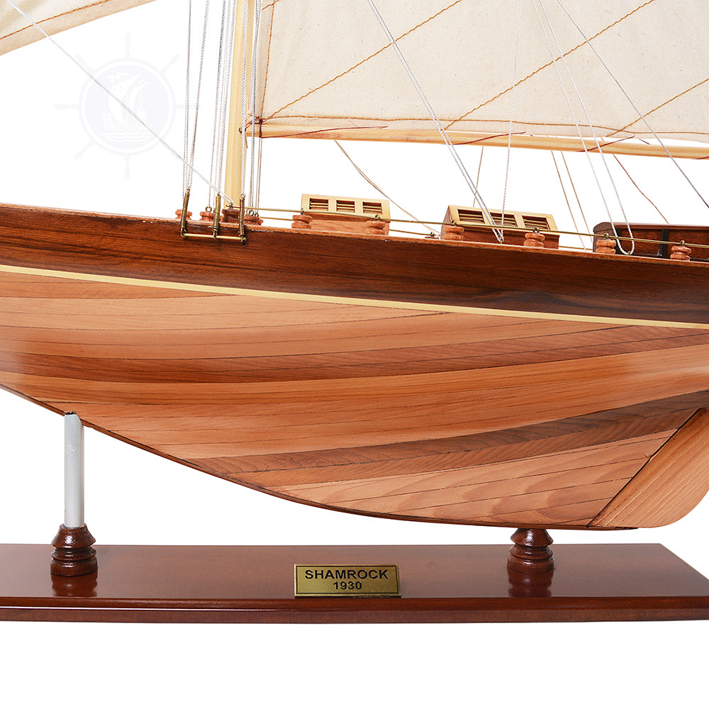 Shamrock Yacht L