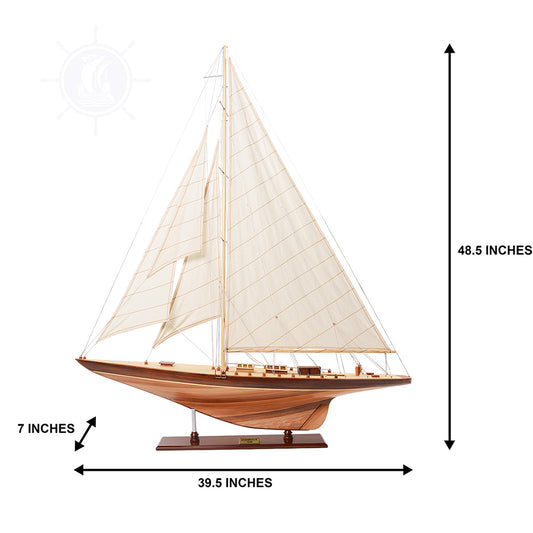 Shamrock Yacht L